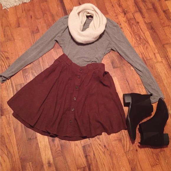 ✨NWOT Forever 21 Button Down skater skirt MEDIUM✨