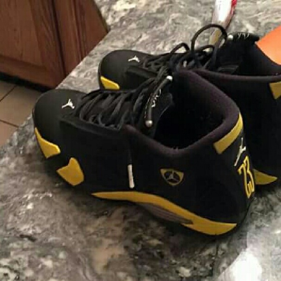 Looking for sizes 6-7 - Picture 4 of 4