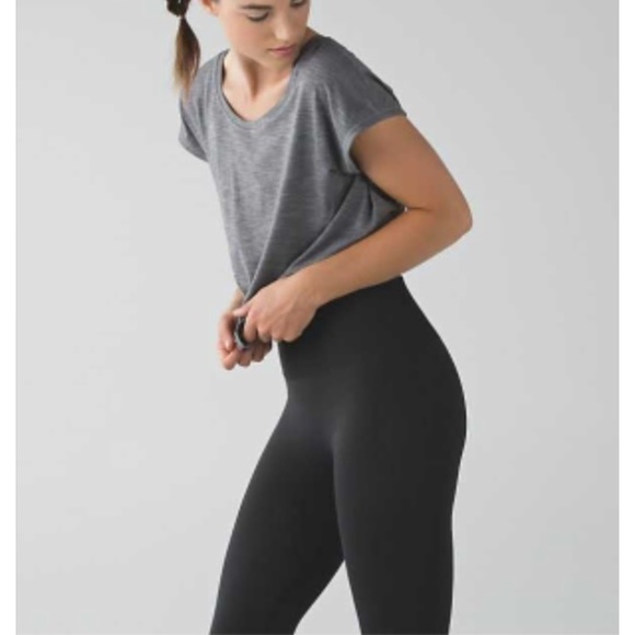 Lululemon Zone In 8 NWT