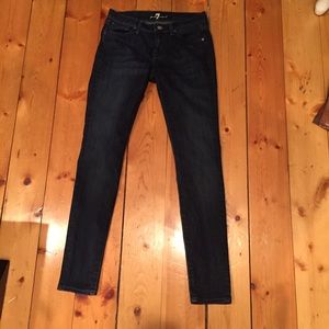 Dark wash 7FAM skinny jeans