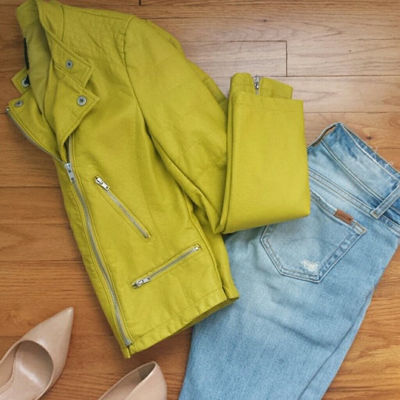 Forever 21 Jackets & Blazers - Forever 21 Faux Leather Lime Green Moto Jacket