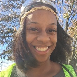 Meet your Posher, Monique