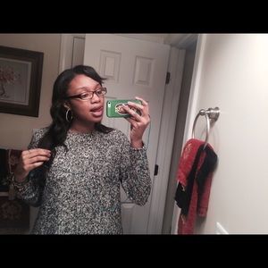 Meet your Posher, Akilia