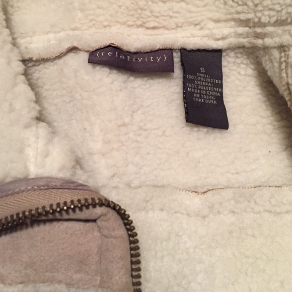 Tan/White Relativity Vest - Small - Picture 2 of 4