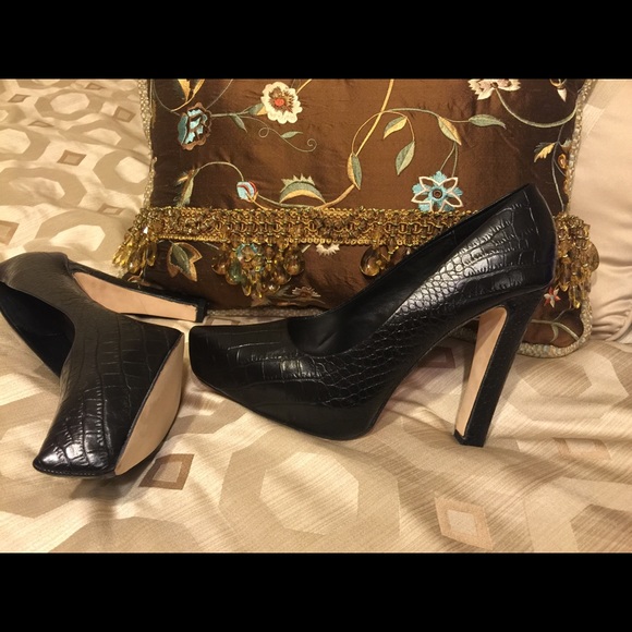 Bebe Black Croc Pumps size 10