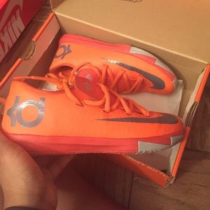 Nike kd 7 total orange kids size 3