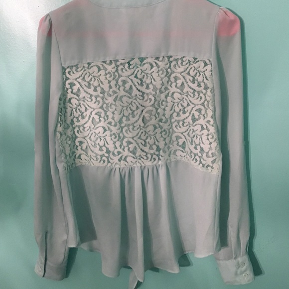 Blouse - Picture 2 of 2