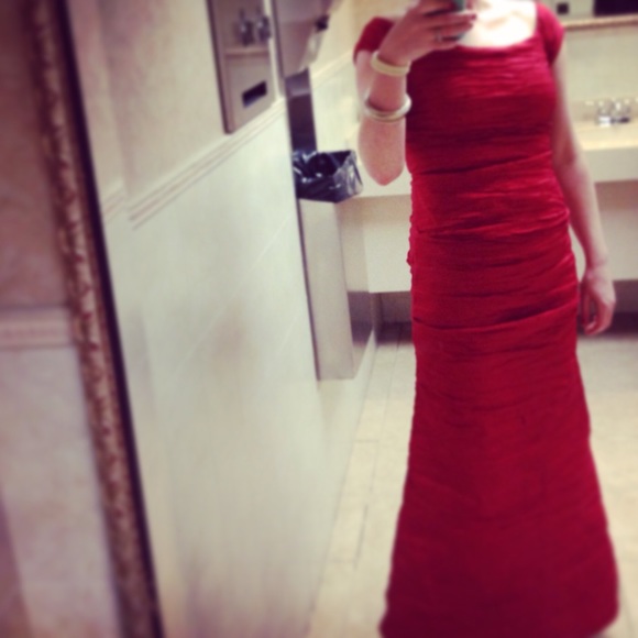 Meet Your Posher - Picture 3 of 7