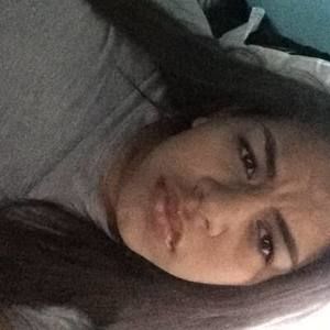 Meet your Posher, Sarina