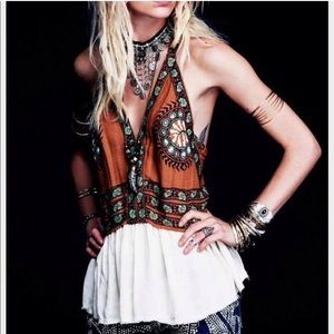 IN SEARCH OF. FREE PEOPLE CAMPO GRANDE