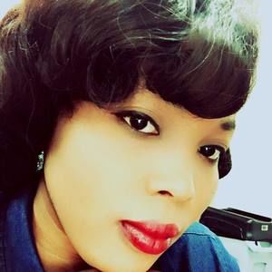 Meet your Posher, Chila bianchi