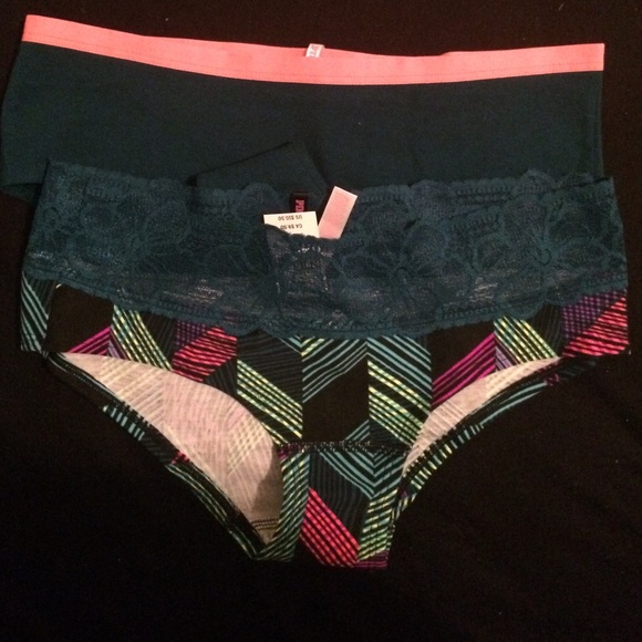 4 VS PINK Underwear BUNDLE