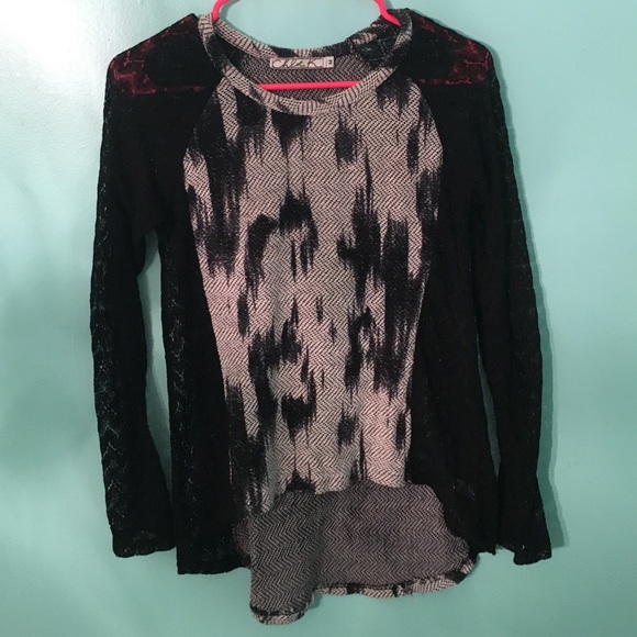 Long sleeve shirt