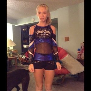 Meet your Posher, Crystal