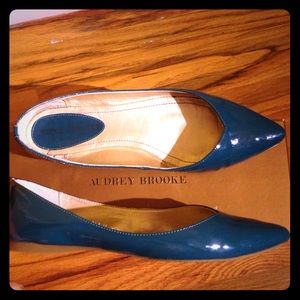 Audrey Brooke CiCi pointy flats