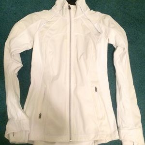 White lululemon light jacket