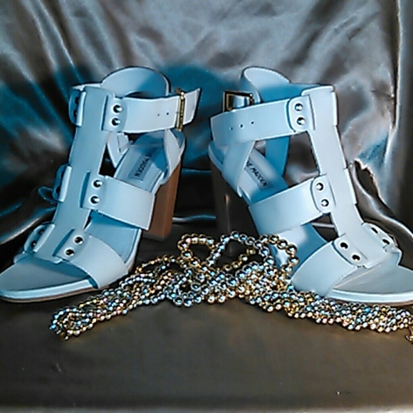 STEVE MADDEN HEELS