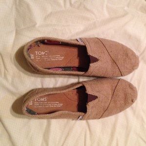 Burlap toms