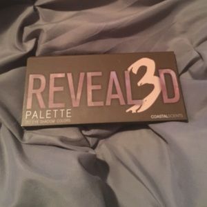 Coastal scents revealed 3 palette