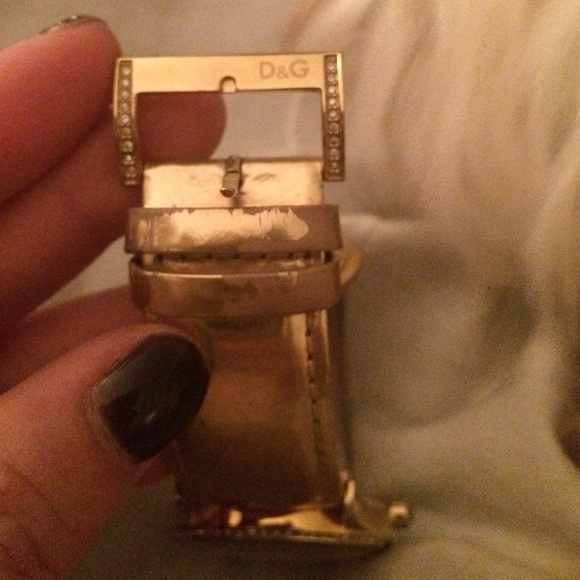 D&G gold metallic watch? main image 5