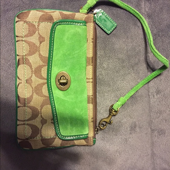 Coach wristlet - Picture 2 of 2