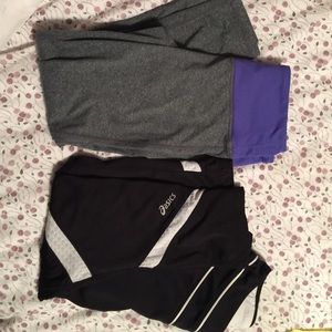 BUNDLE ❤️ Asics and yoga leggings!!