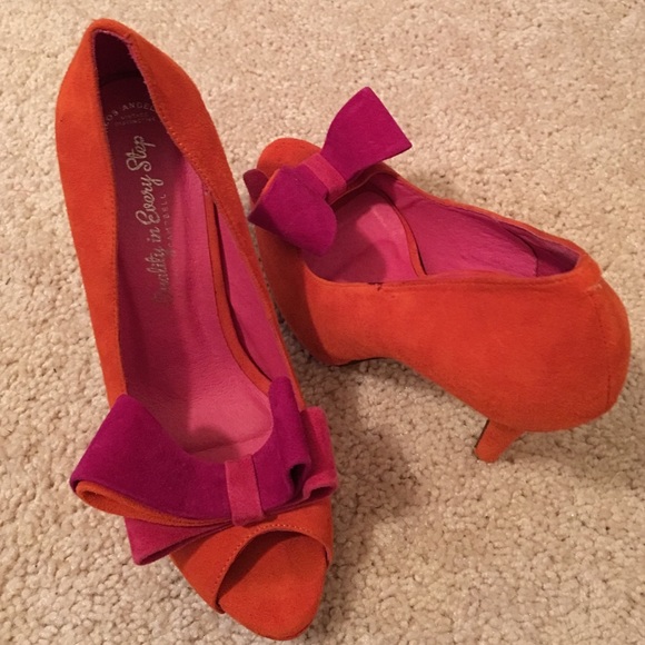 Jeffrey Campbell Garret Bow Peep Toe Heel