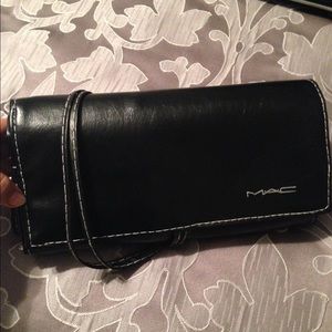 Mac brush holder 🌻