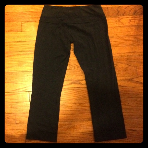 LULULEMON REVERSIBLE cropped leggings navy tights