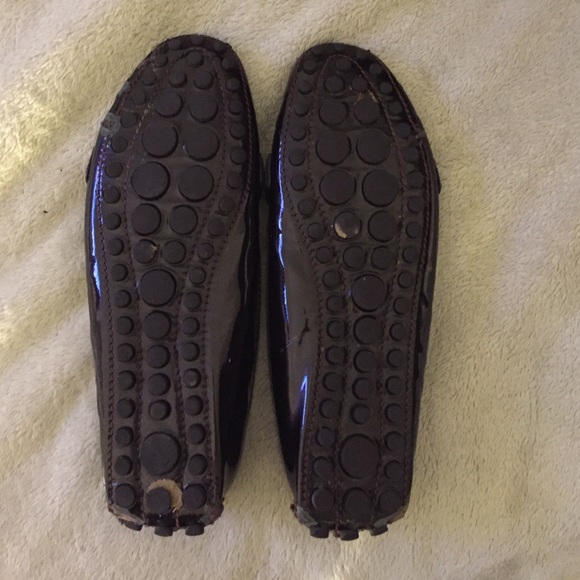 Louis Vuitton patent leather loafers - Picture 2 of 4