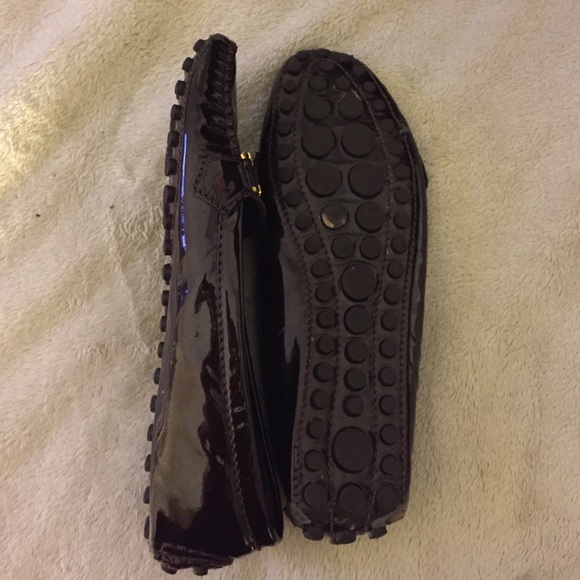 Louis Vuitton patent leather loafers - Picture 3 of 4