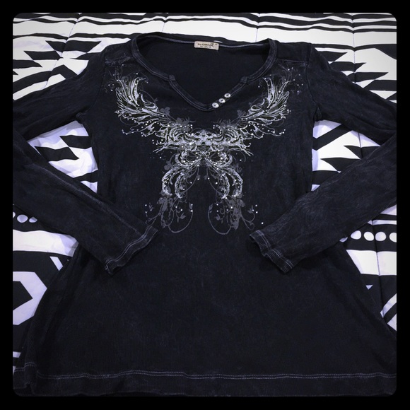 So hot! Ripped Long Sleeve