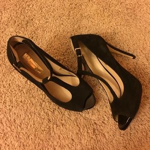 Stunning Black Heels