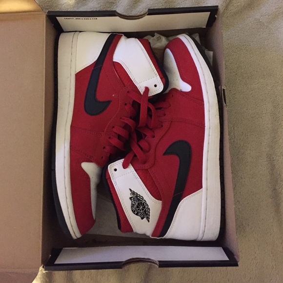 Air Jordan 1 Retro High