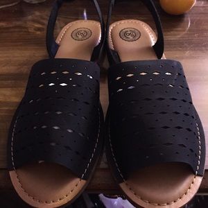 SO® Women's Two-Piece Slingback Black Sandals