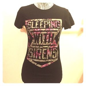 Sleeping with sirens merchandise t-shirt