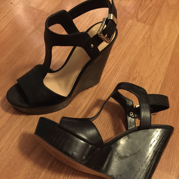 Brand new Vince Camuto wedges