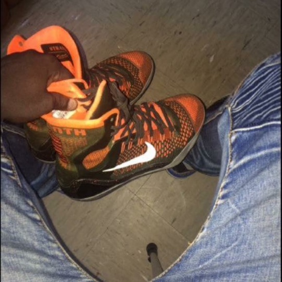 Kobes high top
