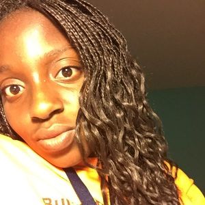 Meet your Posher, Lauren