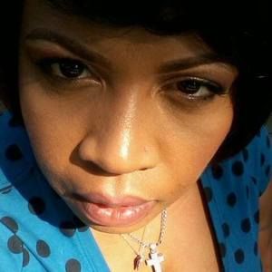 Meet your Posher, Tonia