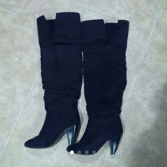 SUEDE BOOTS LIKE NEW