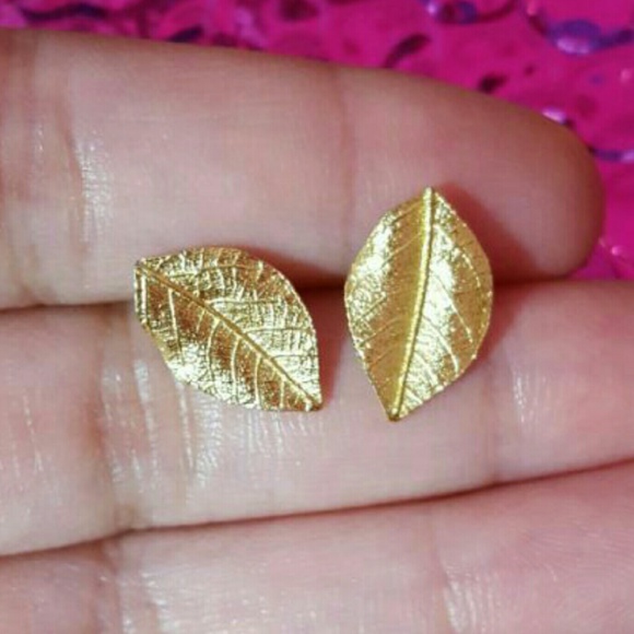 Gold Leaf Earrings