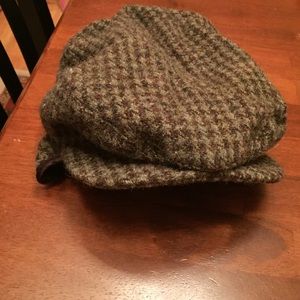 Eddie Bauer hat