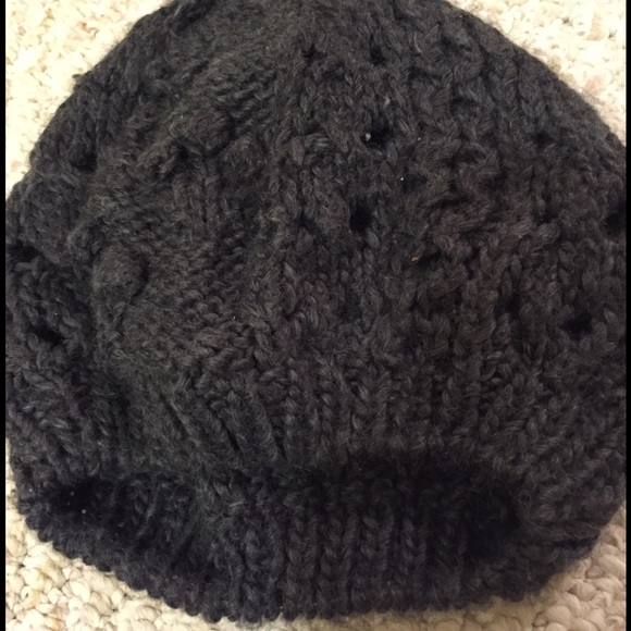 H&M Cozy Dark Marble Gray Oversized Beanie