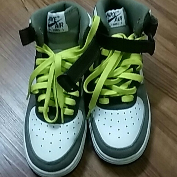 Air Force 1 youth size 5.5