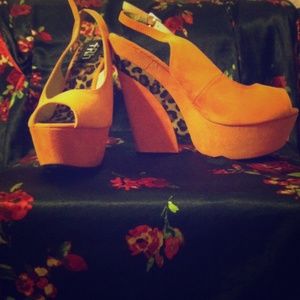 suede platform heels