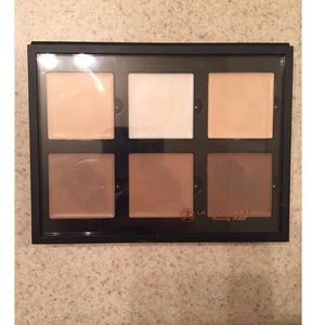 Anastasia Beverly Hills Cream Contour Kit in Fair