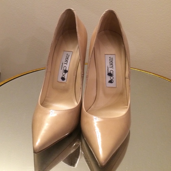 *brand new* Jimmy Choo nude Anouk pumps