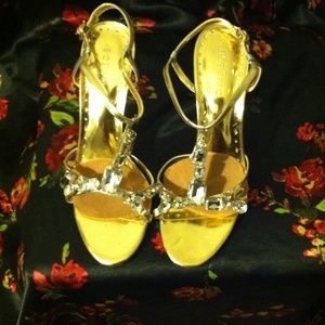 Bridesmaid shoes