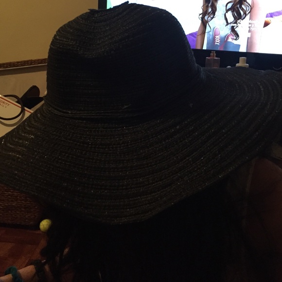 sun hat - Picture 2 of 2